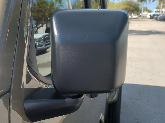 new 2026 Jeep Gladiator car, priced at $43,535