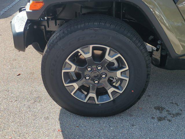 new 2026 Jeep Gladiator car, priced at $43,535