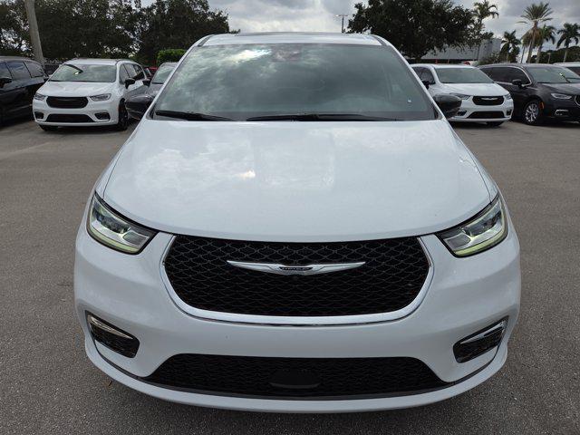 new 2026 Chrysler Pacifica car, priced at $43,800