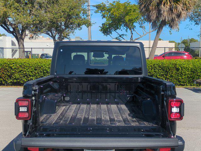 new 2026 Jeep Gladiator car, priced at $48,102