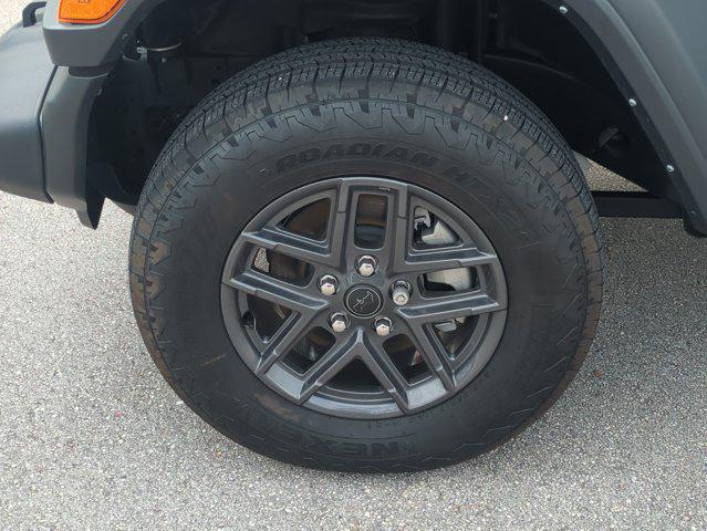 new 2025 Jeep Wrangler car, priced at $48,137