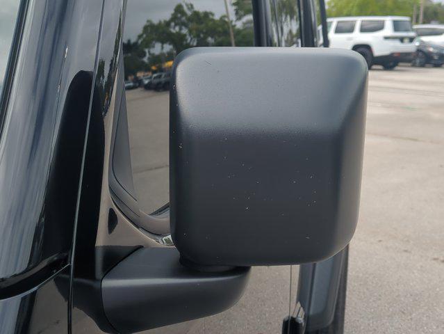 new 2025 Jeep Wrangler car, priced at $48,137