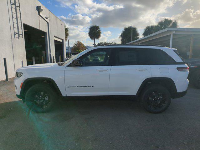 new 2025 Jeep Grand Cherokee car, priced at $36,389