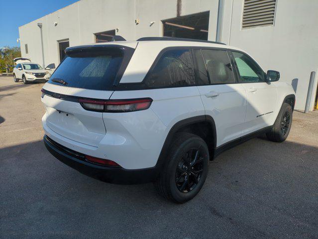 new 2025 Jeep Grand Cherokee car, priced at $36,389