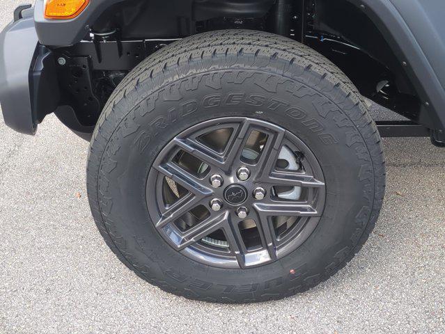 new 2026 Jeep Gladiator car, priced at $41,990