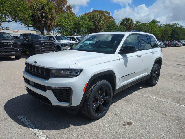 new 2026 Jeep Grand Cherokee car, priced at $43,726