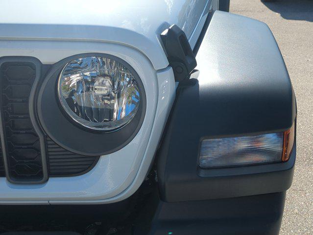 new 2026 Jeep Wrangler car, priced at $37,045