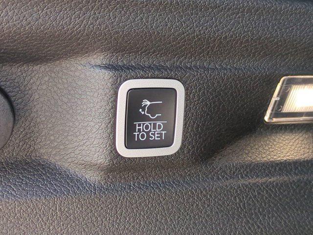 new 2025 Jeep Grand Cherokee L car, priced at $35,990