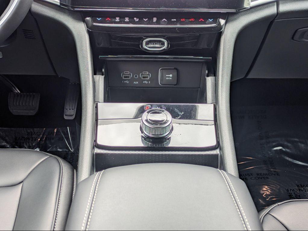 new 2026 Jeep Grand Cherokee car, priced at $41,665