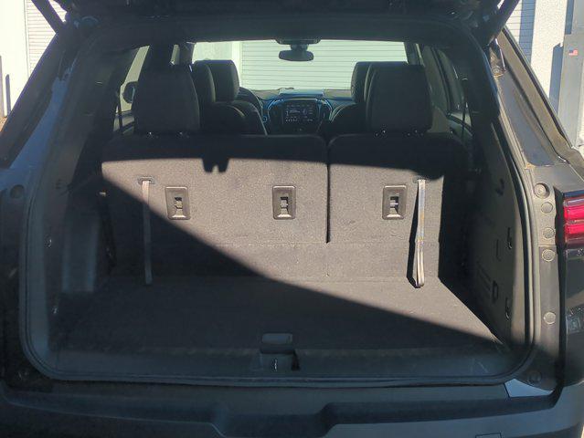 used 2024 Chevrolet Traverse car, priced at $33,365