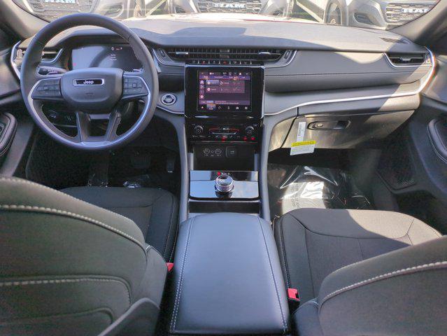 new 2025 Jeep Grand Cherokee car, priced at $28,376