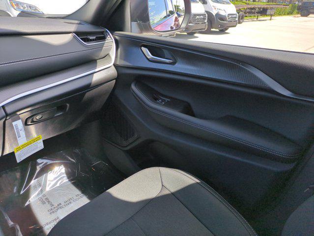 new 2025 Jeep Grand Cherokee car, priced at $28,376