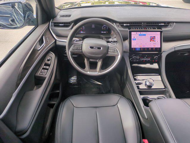 new 2025 Jeep Grand Cherokee car, priced at $45,114