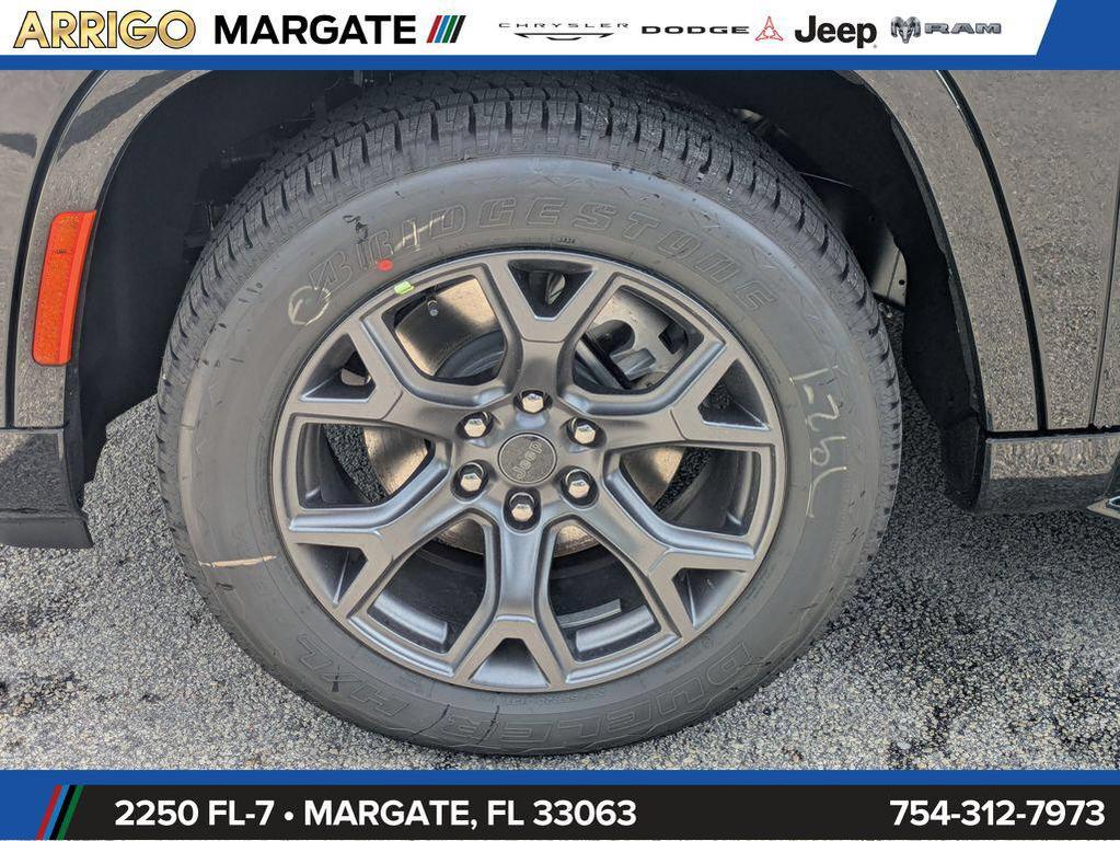 new 2026 Jeep Grand Wagoneer L car, priced at $75,346