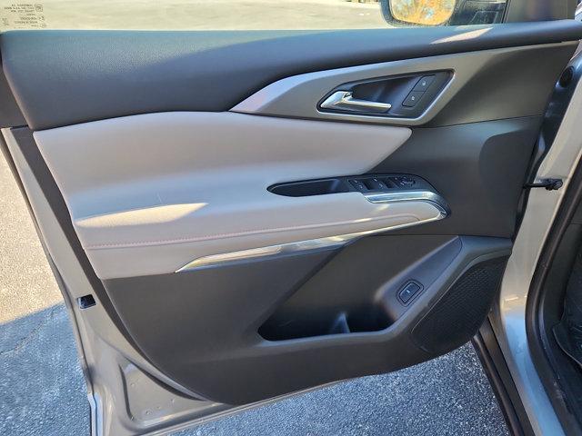 used 2025 Chevrolet Traverse car, priced at $35,849