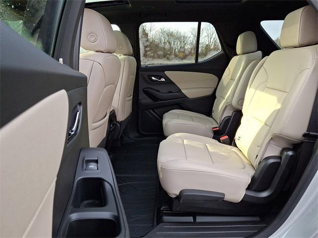 used 2022 Chevrolet Traverse car, priced at $23,754