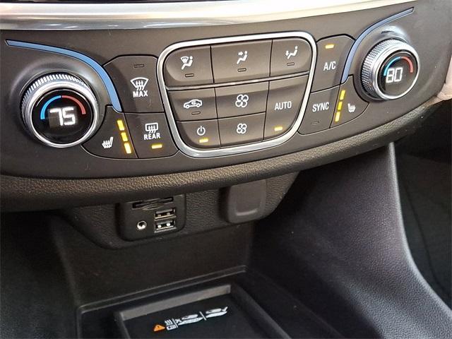 used 2022 Chevrolet Traverse car, priced at $23,754