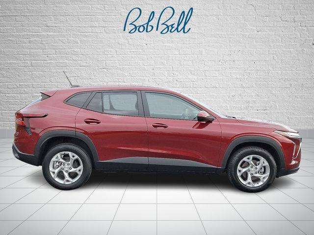 used 2024 Chevrolet Trax car, priced at $19,631