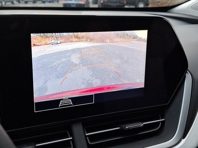 used 2024 Chevrolet Trax car, priced at $19,631