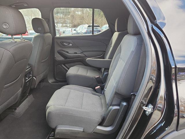 used 2023 Chevrolet Traverse car, priced at $28,120