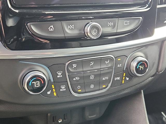 used 2023 Chevrolet Traverse car, priced at $28,120