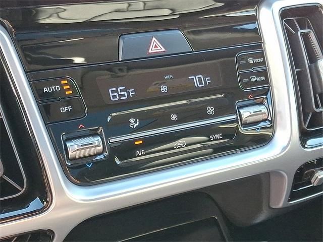 used 2022 Kia Sorento car, priced at $23,417