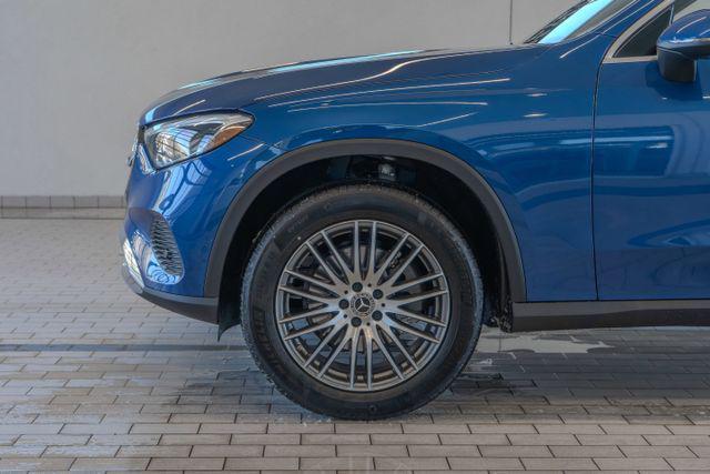 new 2026 Mercedes-Benz GLC 300 car, priced at $58,320