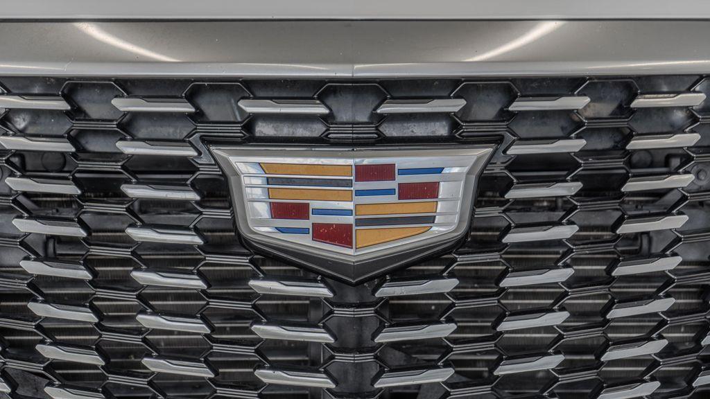 used 2020 Cadillac XT5 car, priced at $19,640