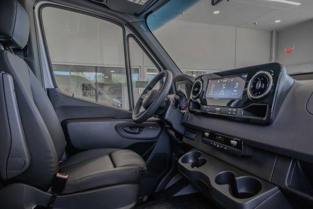 new 2025 Mercedes-Benz Sprinter 2500 car, priced at $72,574