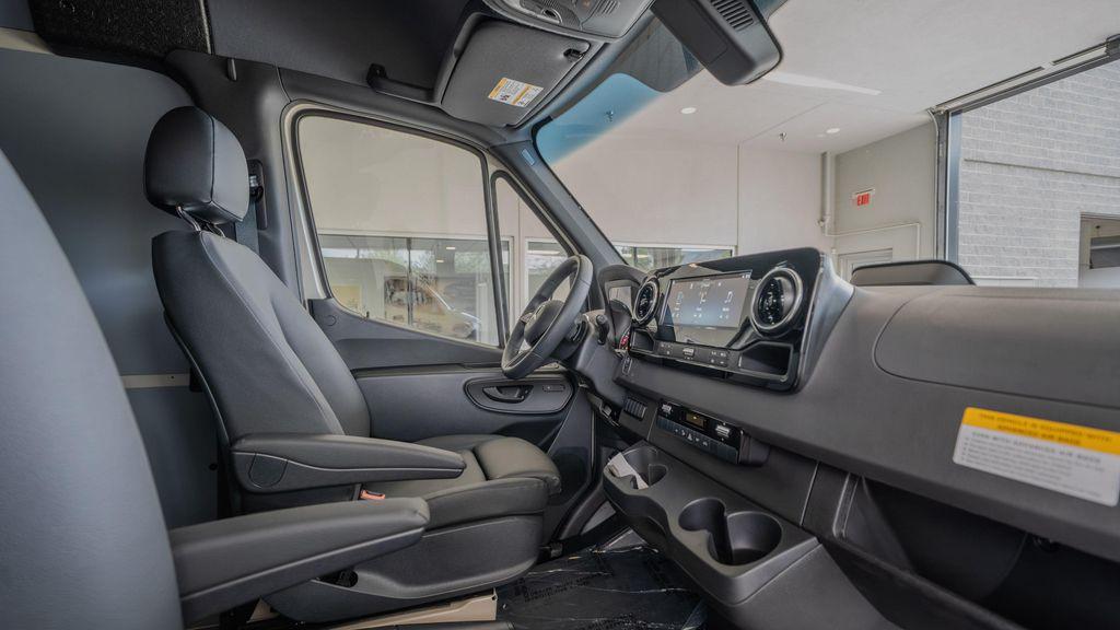 new 2025 Mercedes-Benz Sprinter 2500 car, priced at $75,998