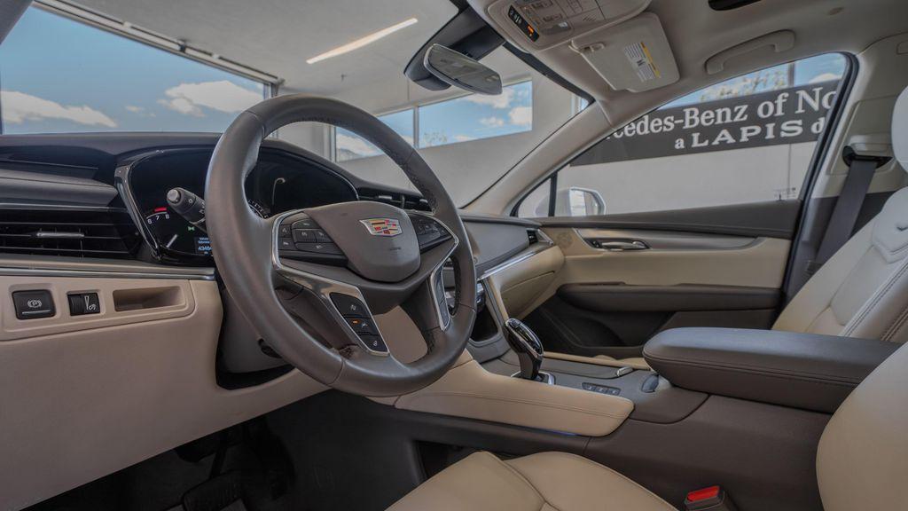 used 2019 Cadillac XT5 car, priced at $26,640
