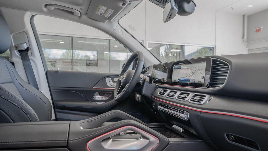 new 2026 Mercedes-Benz GLE 450 car, priced at $90,394