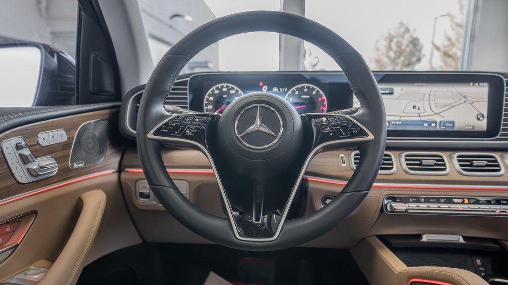 used 2025 Mercedes-Benz GLE 450 car, priced at $76,991