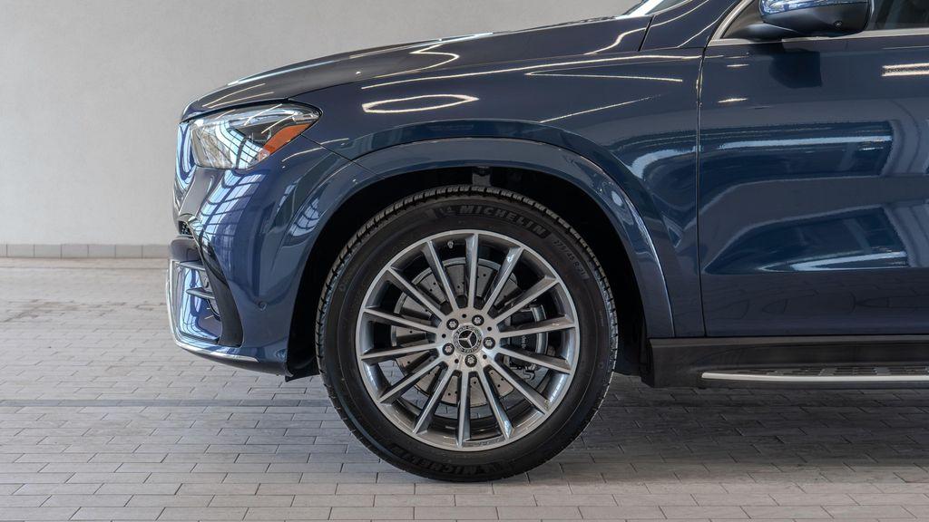 used 2025 Mercedes-Benz GLE 450 car, priced at $76,991