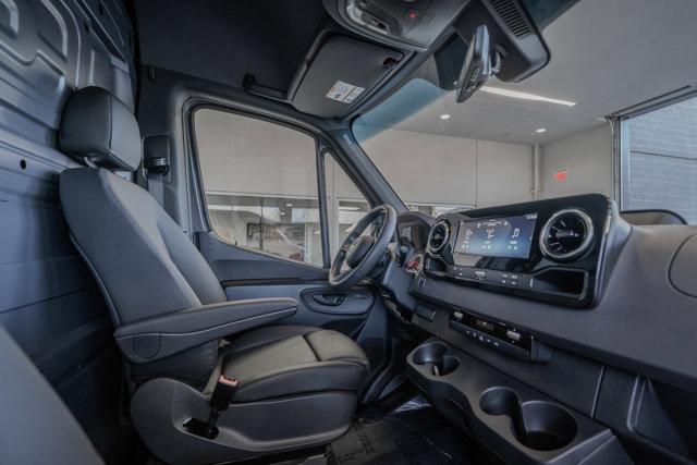 new 2025 Mercedes-Benz Sprinter 2500 car, priced at $77,825