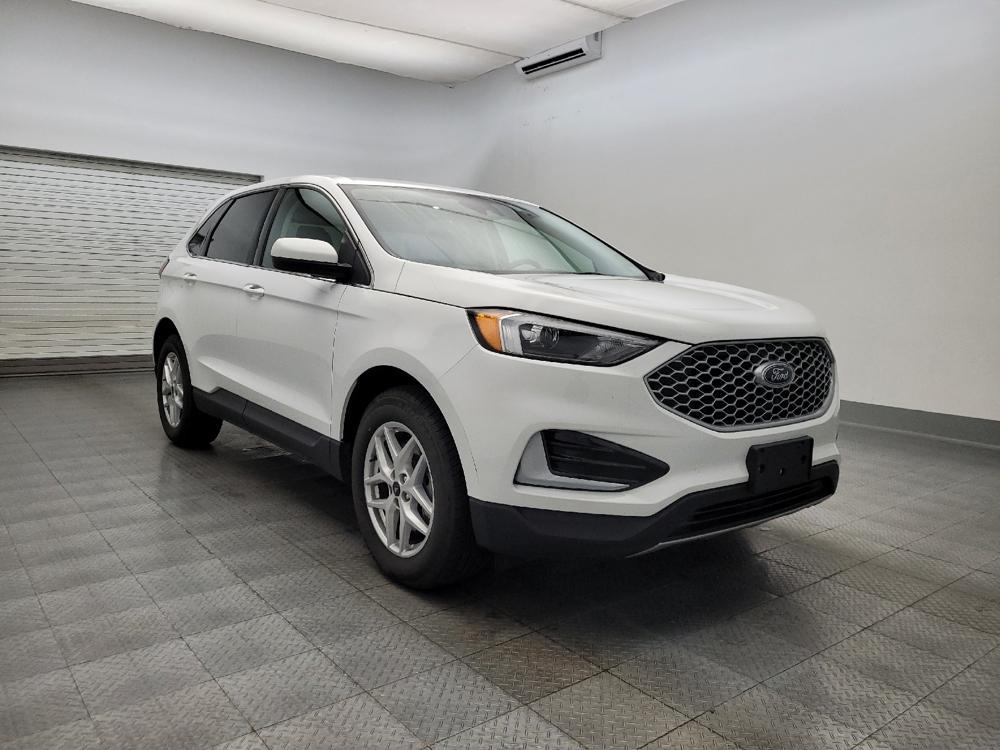 used 2024 Ford Edge car, priced at $22,795