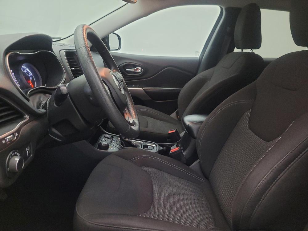 used 2021 Jeep Cherokee car, priced at $20,095