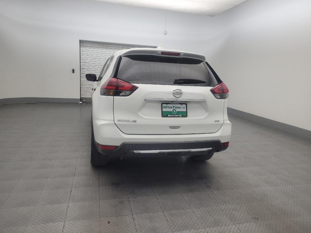 used 2020 Nissan Rogue car, priced at $15,295