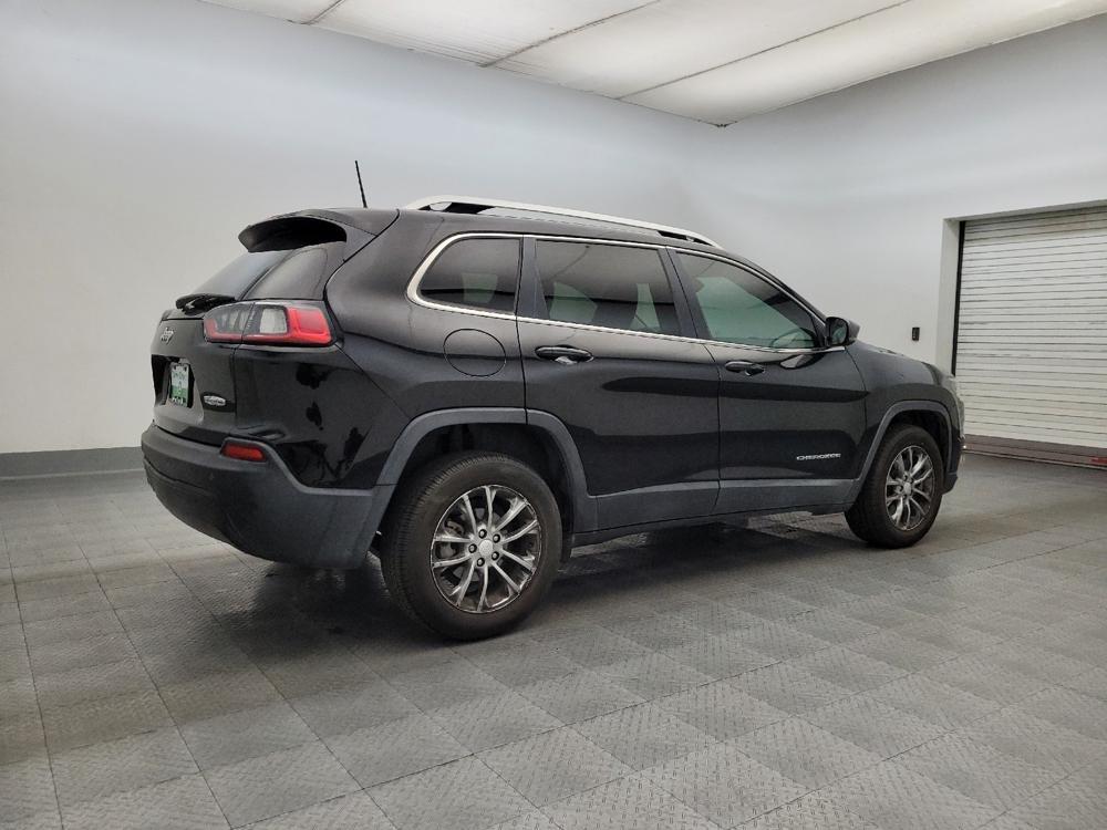 used 2020 Jeep Cherokee car, priced at $15,795