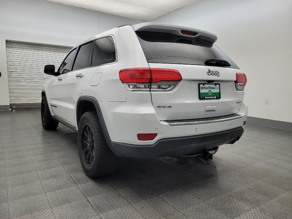 used 2018 Jeep Grand Cherokee car, priced at $17,395