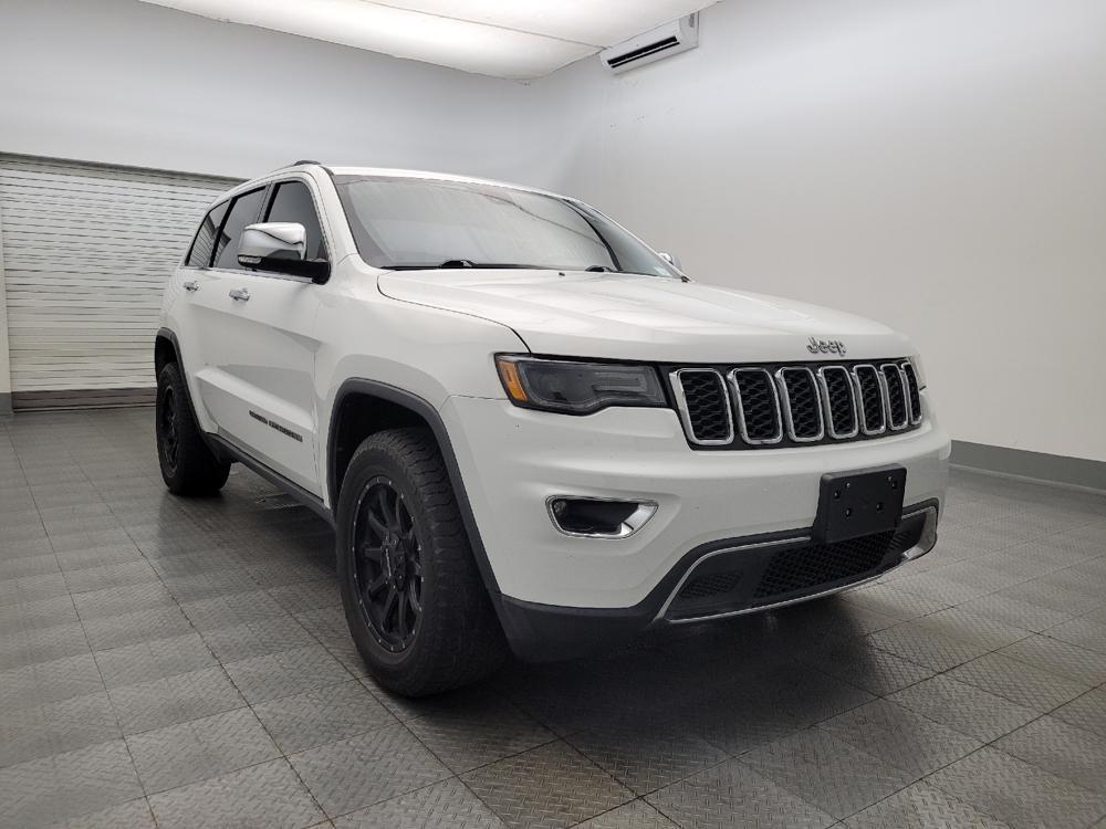 used 2018 Jeep Grand Cherokee car, priced at $17,395