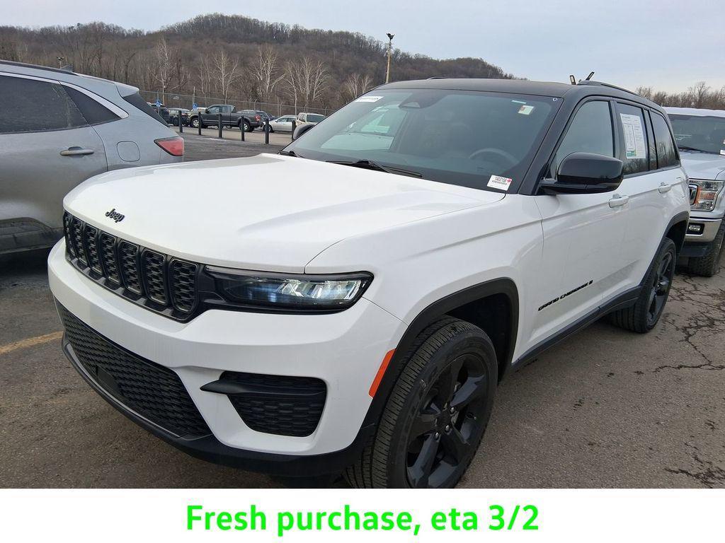 used 2023 Jeep Grand Cherokee car, priced at $35,990