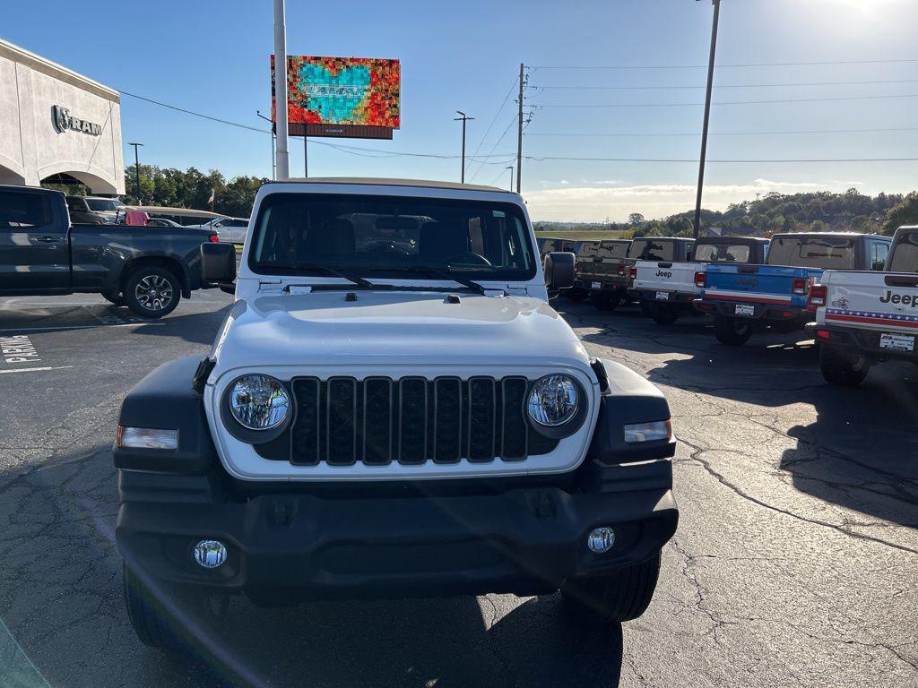 new 2026 Jeep Wrangler car, priced at $39,783