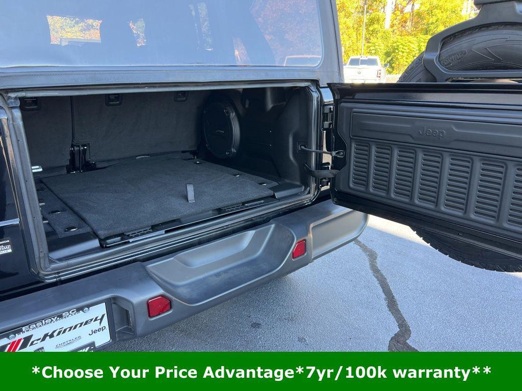 used 2022 Jeep Wrangler Unlimited car, priced at $32,500