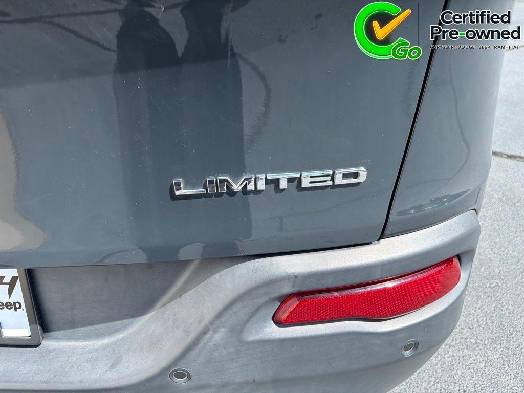 used 2018 Jeep Cherokee car, priced at $20,100