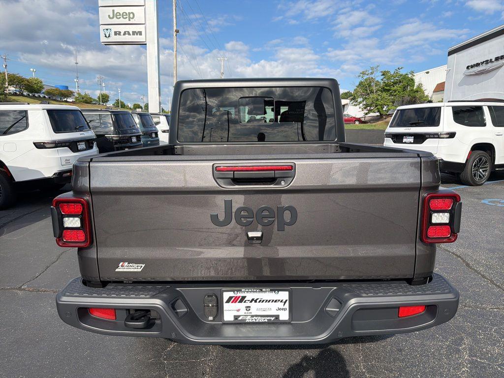 new 2026 Jeep Gladiator car, priced at $44,851