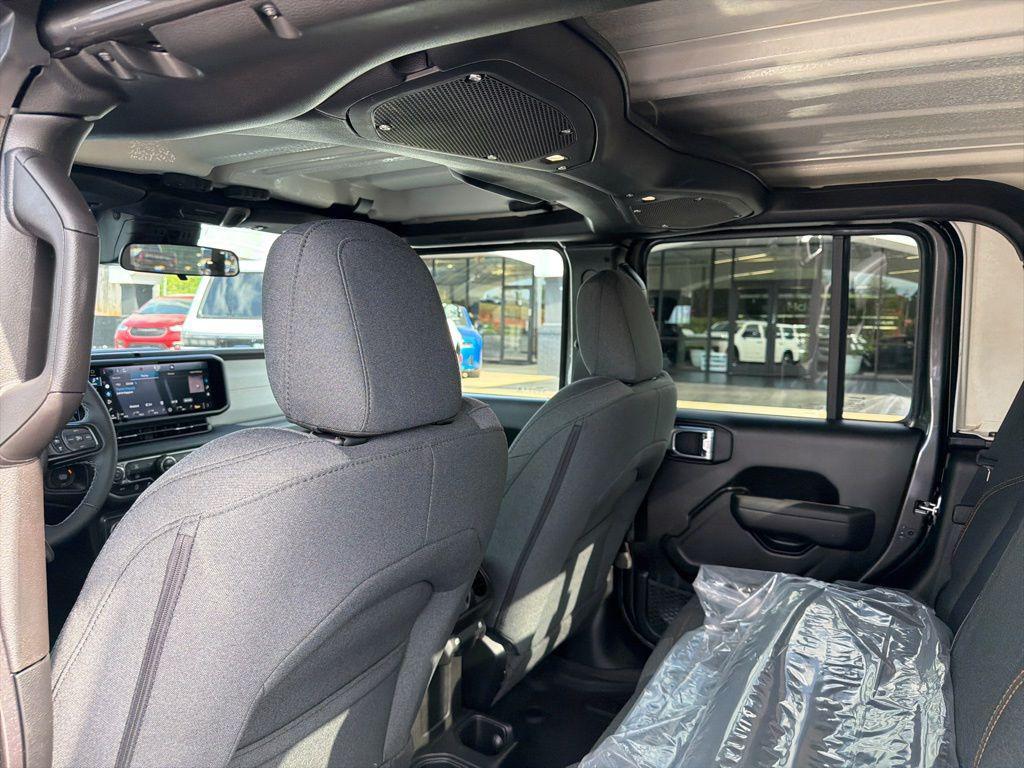 new 2026 Jeep Gladiator car, priced at $44,851