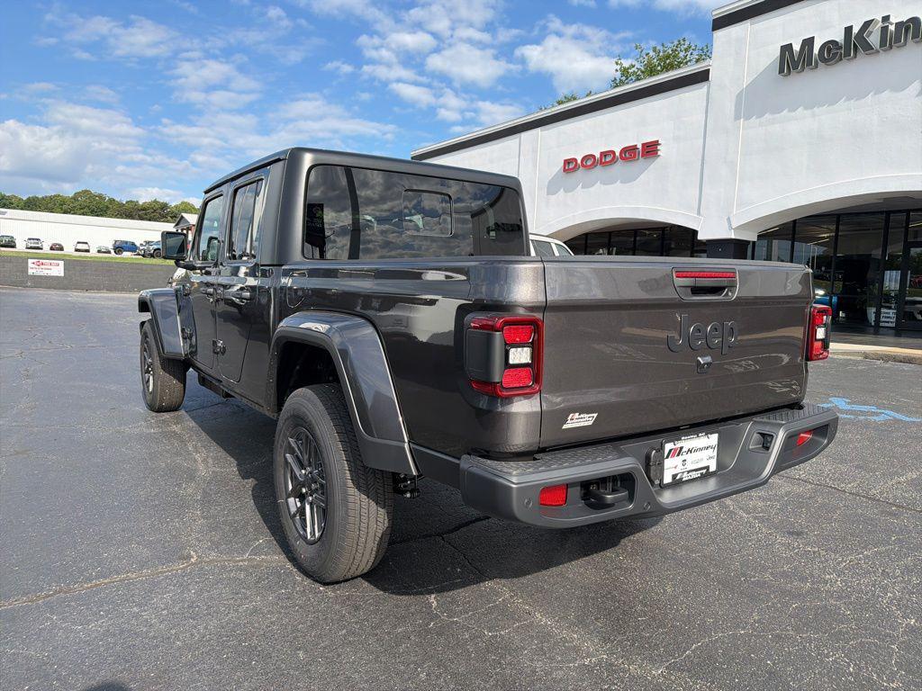 new 2026 Jeep Gladiator car, priced at $44,851