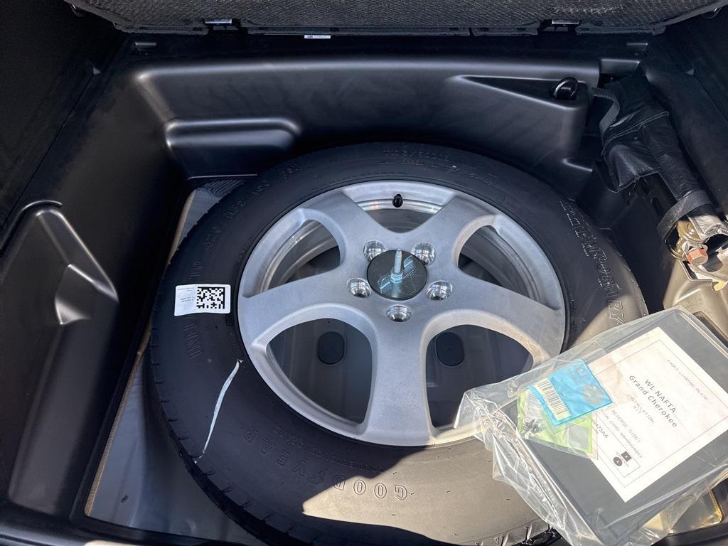 new 2025 Jeep Grand Cherokee car, priced at $43,123