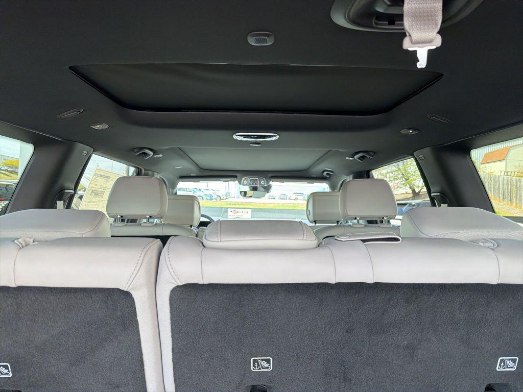 new 2026 Jeep Grand Wagoneer L car, priced at $74,210